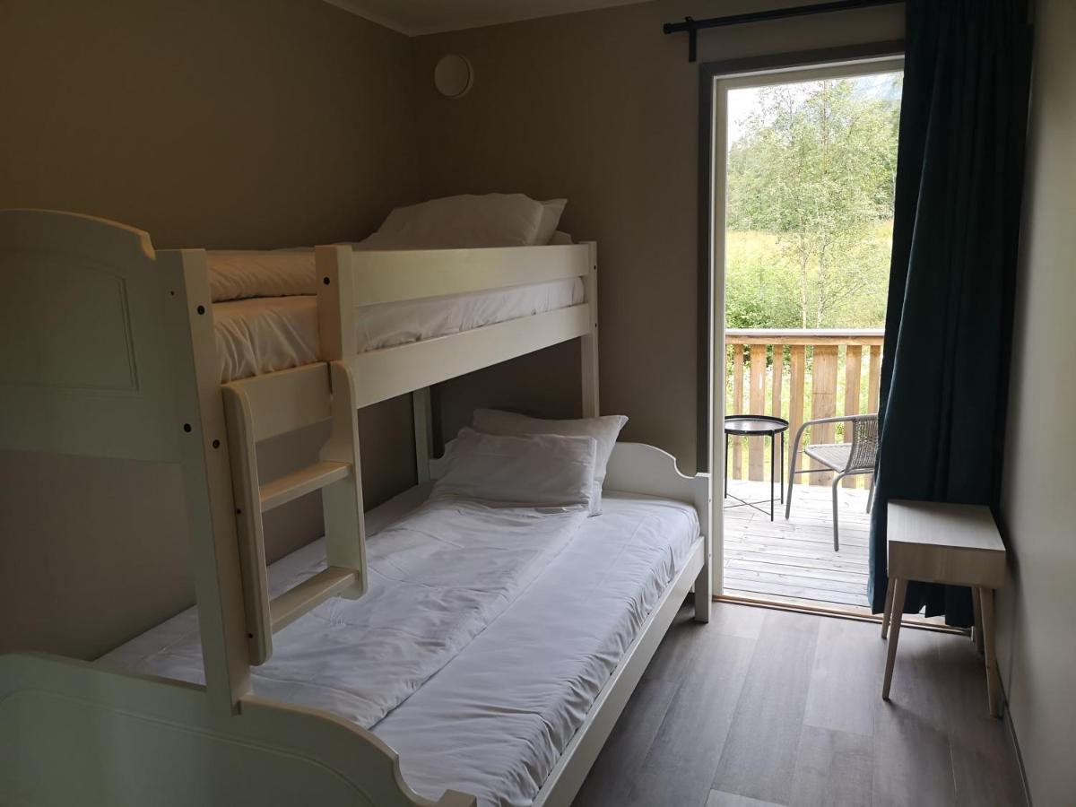 Kinsarvik Hostel מראה חיצוני תמונה